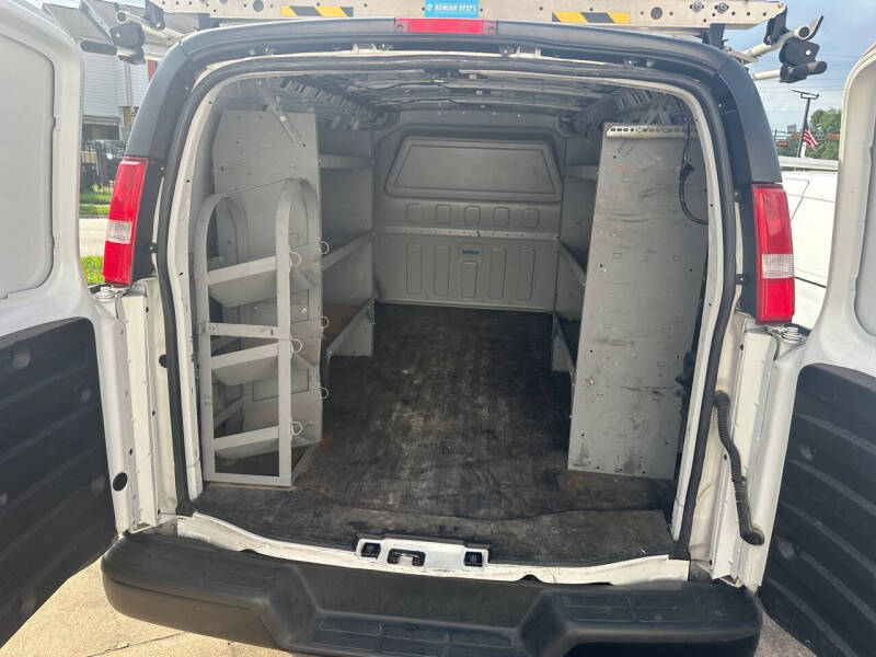 2019 Chevrolet Express 2500