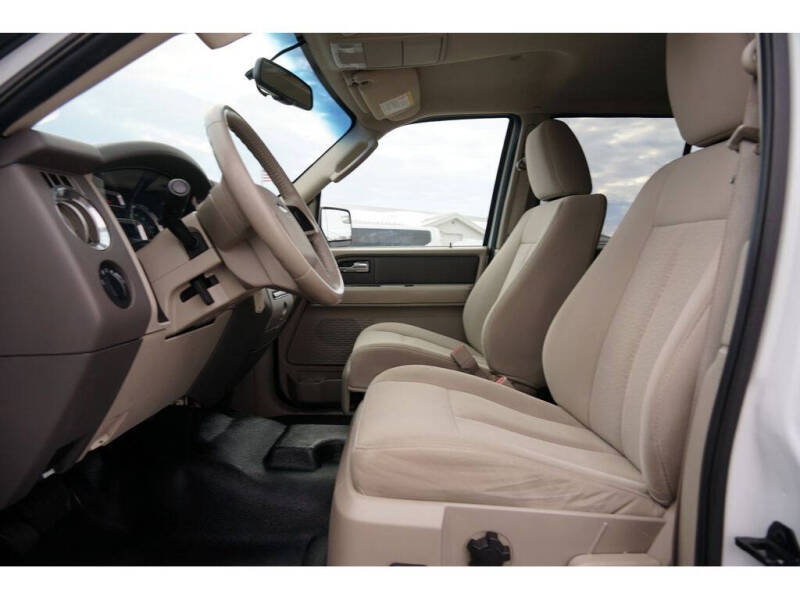 2014 Ford Expedition XL Fleet