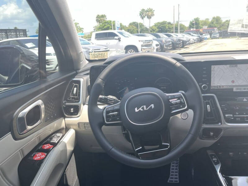 2023 Kia Sorento Plug-In Hybrid SX Prestige