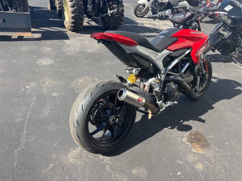 2016 Ducati Hypermotard 939