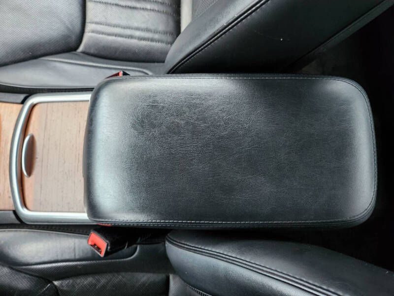 2017 Chrysler 300 C Platinum