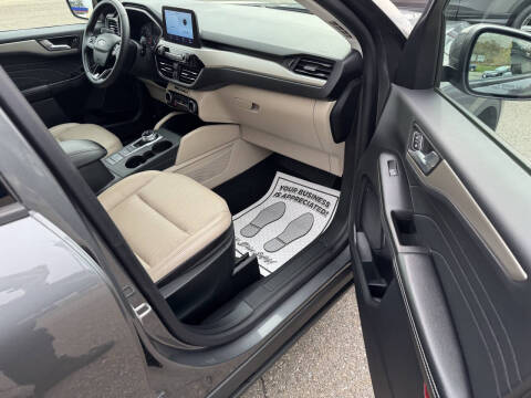 2022 Ford Escape SEL