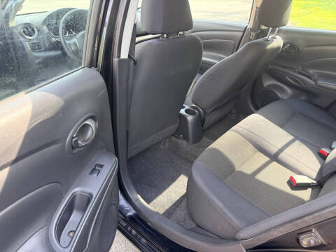 2012 Nissan Versa 1.6 SV
