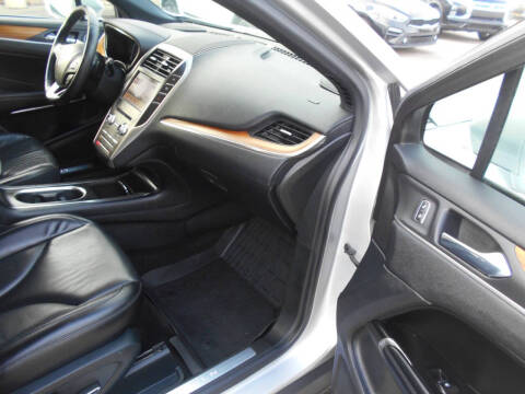 2019 Lincoln MKC Select