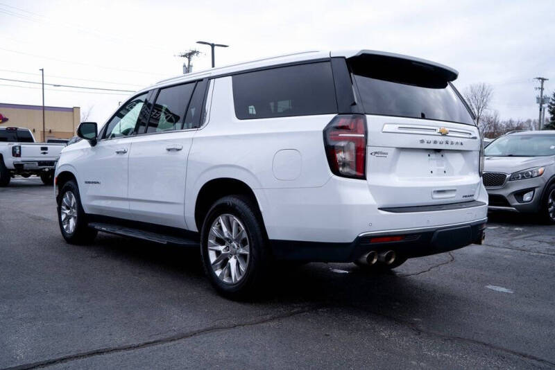 2023 Chevrolet Suburban Premier