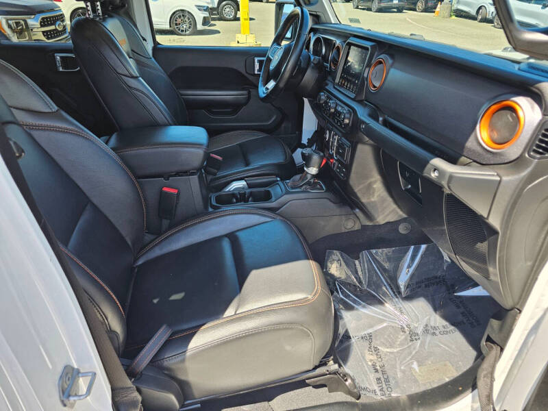 2021 Jeep Gladiator Mojave