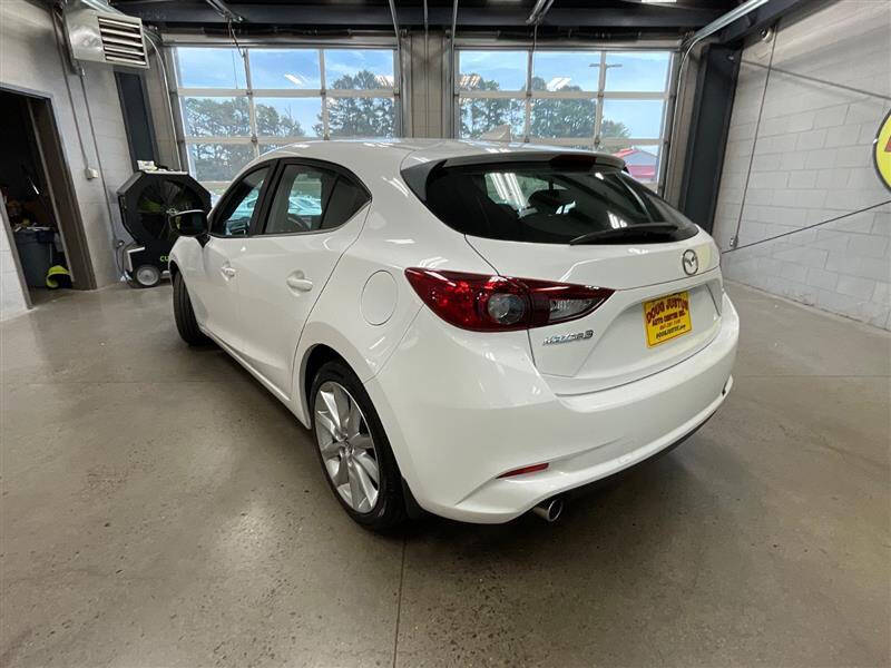 2017 Mazda MAZDA3 Grand Touring