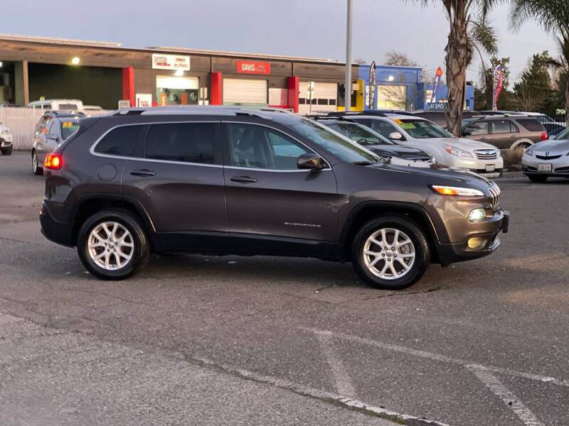 2018 Jeep Cherokee Latitude Plus