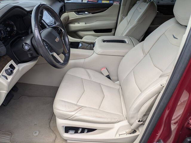 2018 Cadillac Escalade Luxury