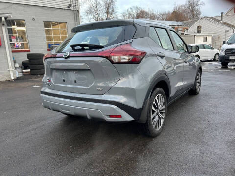 2021 Nissan Kicks SV