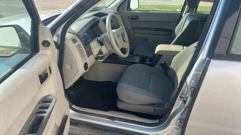 2009 Ford Escape XLS