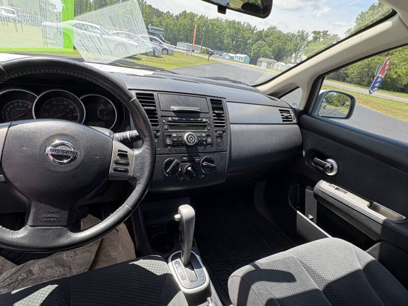 2012 Nissan Versa 1.8 S