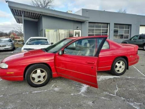 1998 Chevrolet Monte Carlo for sale at STEVE GRAYSON MOTORS in Youngstown OH