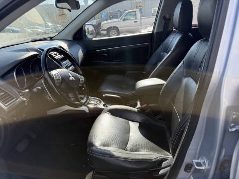 2012 Mitsubishi Outlander Sport SE