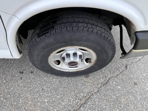 2016 GMC Savana 2500