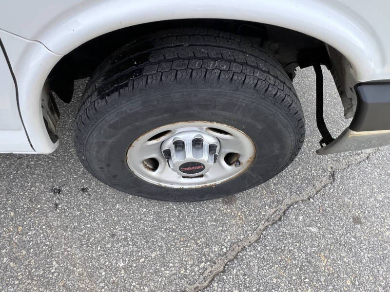 2016 GMC Savana 2500