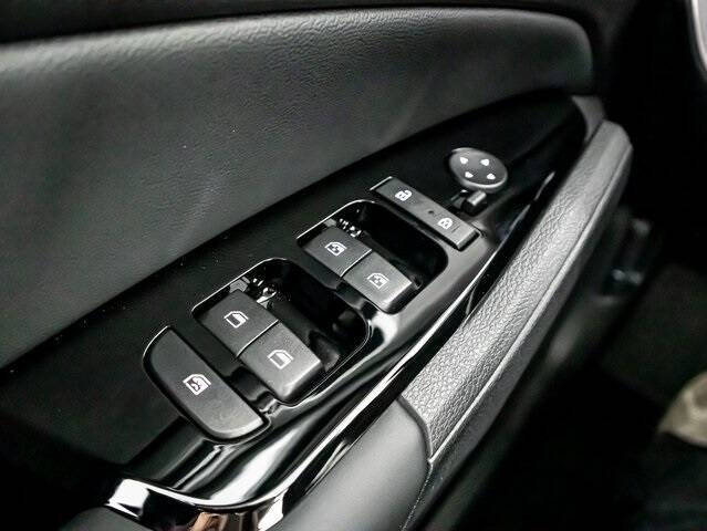 2025 Kia Sportage Hybrid EX