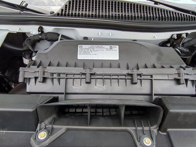 2025 Chevrolet Express 2500