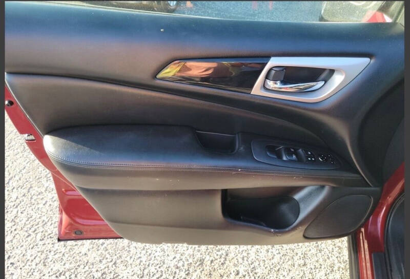 2018 Nissan Pathfinder S