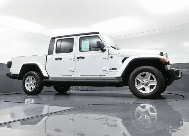 2023 Jeep Gladiator Sport S