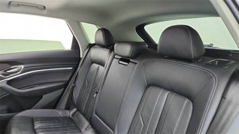 2024 Audi Q8 e-tron quattro Premium