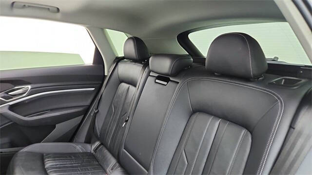 2024 Audi Q8 e-tron quattro Premium