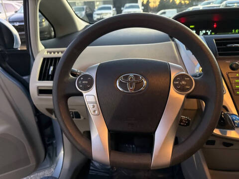 2014 Toyota Prius v