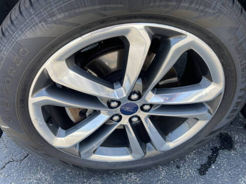 2017 Ford Edge Sport