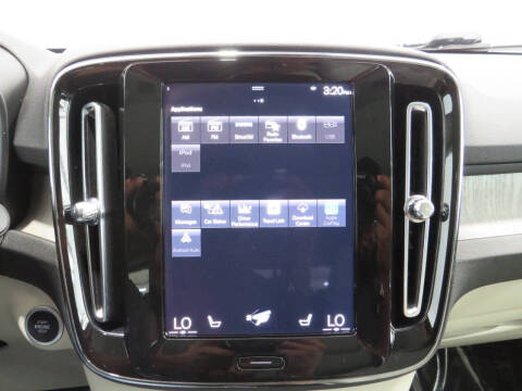 2021 Volvo XC40 T4 Inscription