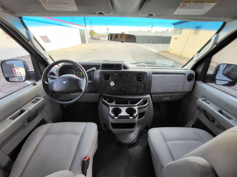 2014 Ford E-Series E-250