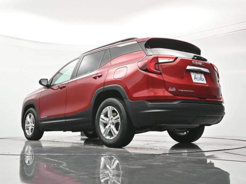 2022 GMC Terrain SLE