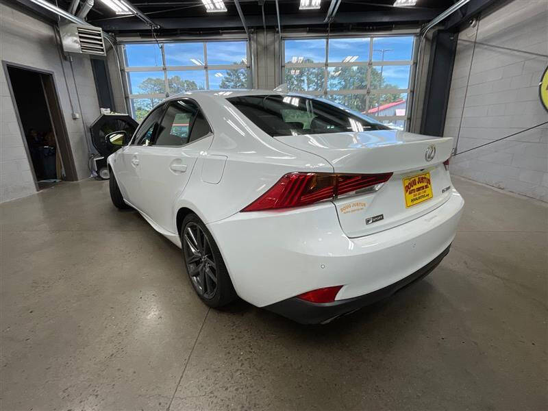 2020 Lexus IS 300