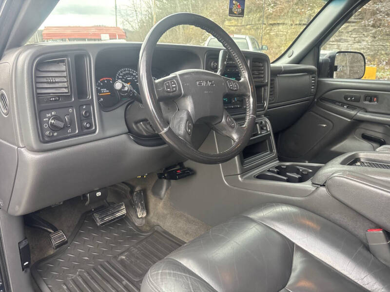 2005 GMC Sierra 2500HD SLT
