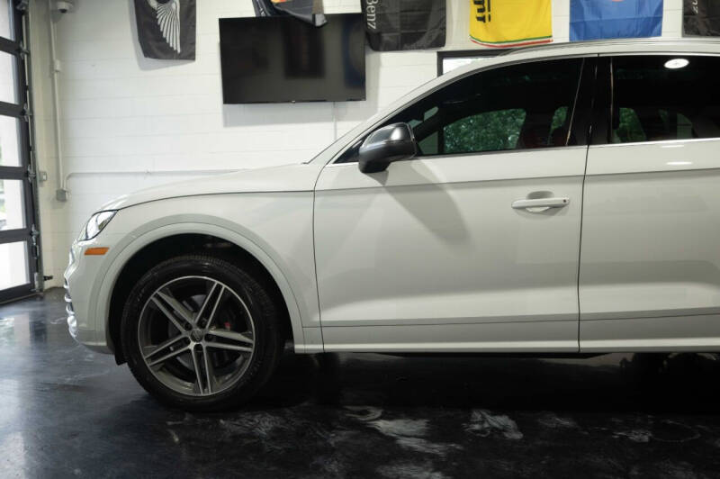2019 Audi SQ5 3.0T quattro Premium Plus