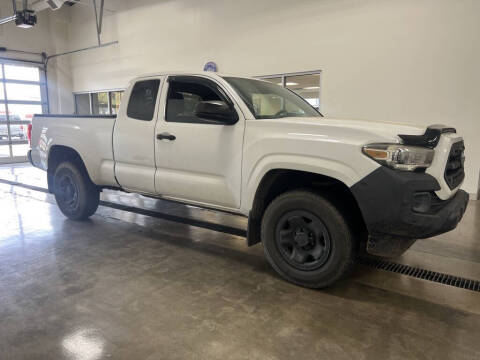 2016 Toyota Tacoma for sale at Kerns Ford Lincoln in Celina OH