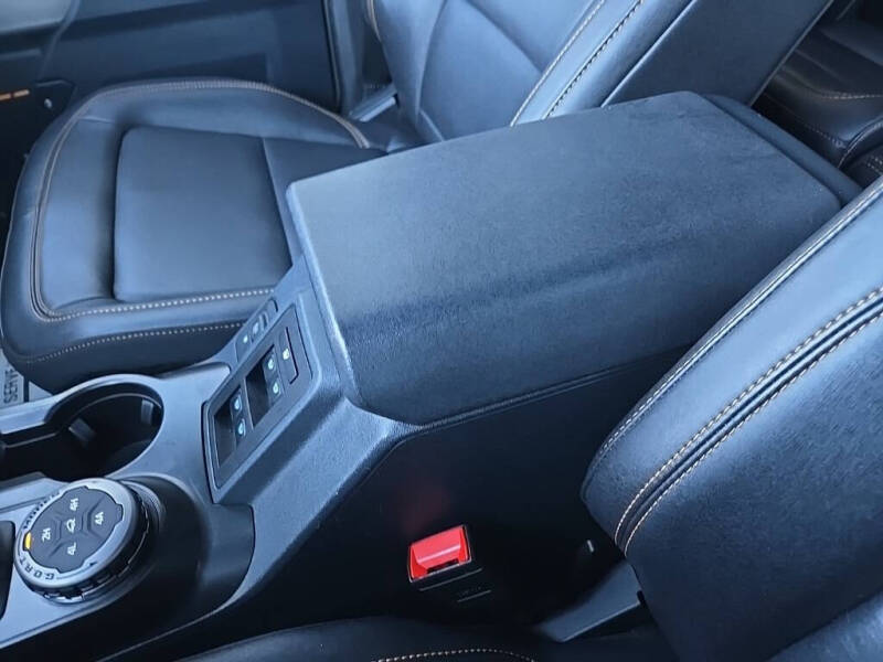 2023 Ford Bronco Badlands Advanced