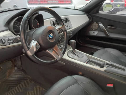2004 BMW Z4 2.5i