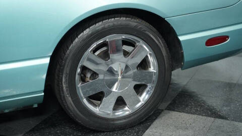 2002 Ford Thunderbird Deluxe