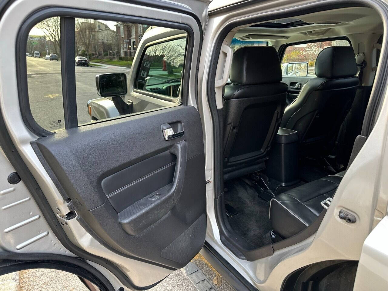 2008 HUMMER H3 SUV - $16,900