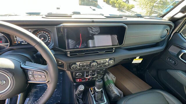 2026 Jeep Gladiator Mojave X