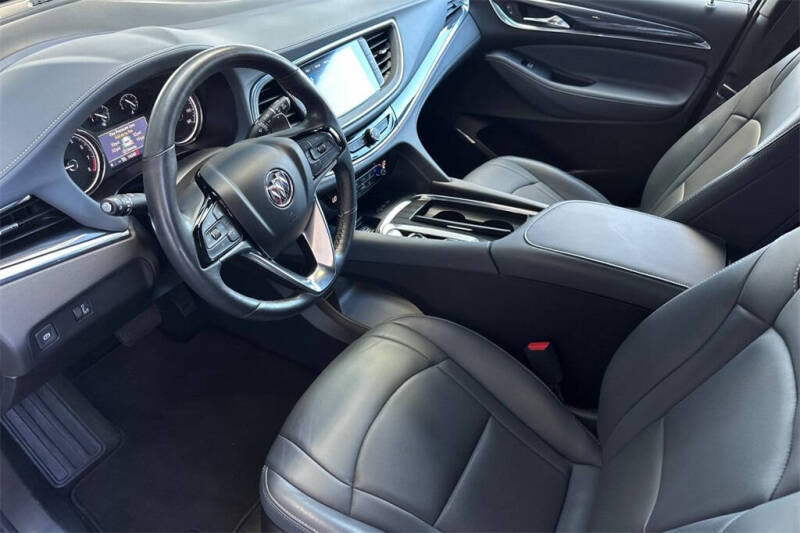 2024 Buick Enclave Essence
