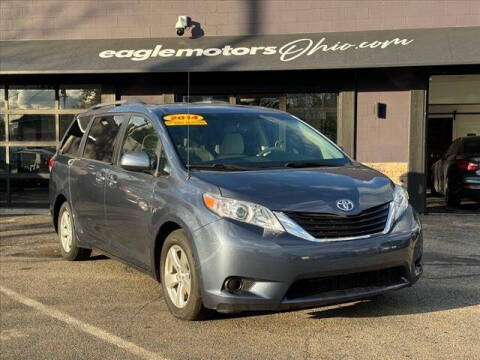 2014 Toyota Sienna for sale at Eagle Motors of Hamilton, Inc - Eagle Motors Plaza in Hamilton OH