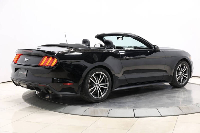 2016 Ford Mustang EcoBoost Premium