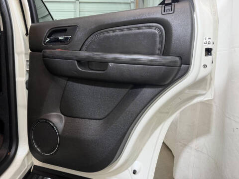 2014 Cadillac Escalade Luxury