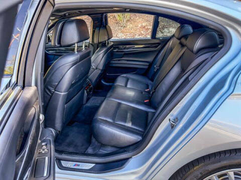 2015 BMW 7 Series 750i