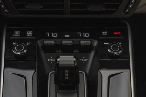 2025 Porsche 911 Carrera