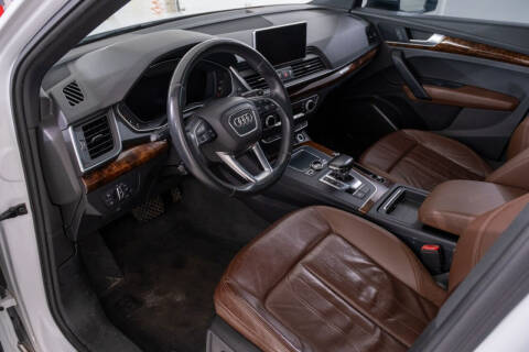 2018 Audi Q5 2.0T quattro Premium Plus