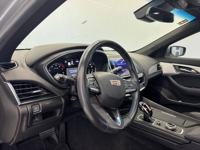 2023 Cadillac CT5 Luxury