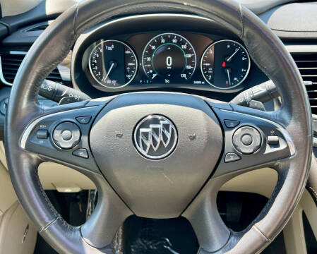 2017 Buick LaCrosse Essence