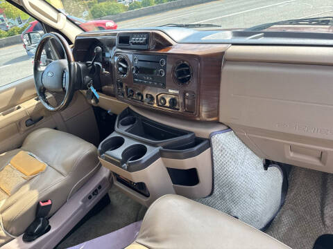 2011 Ford E-Series E-150